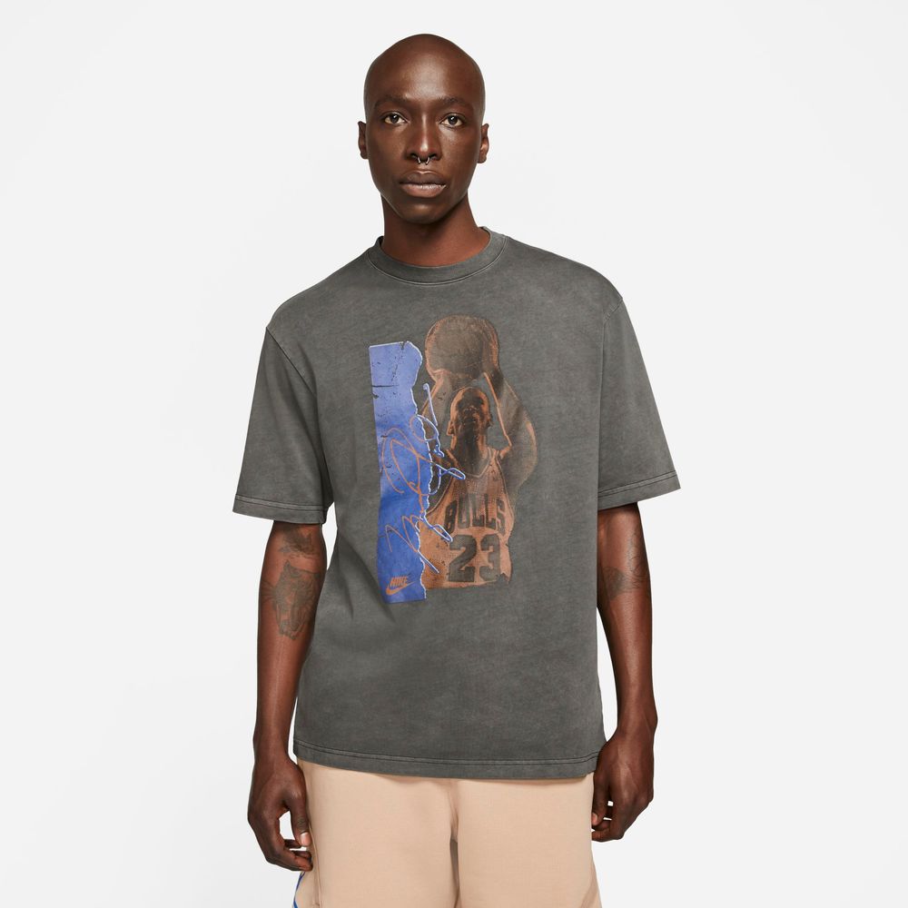 Jordan-Flight-Heritage-85-Men-s-Graphic-T-Shirt