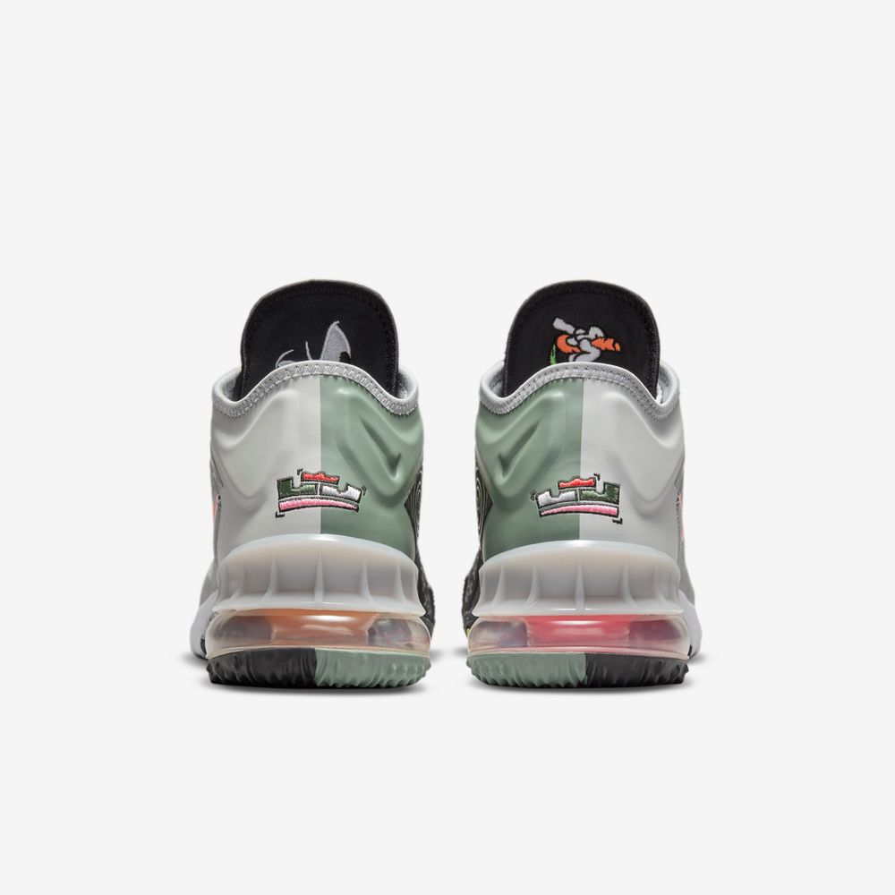 NIKE LEBRON 18 \