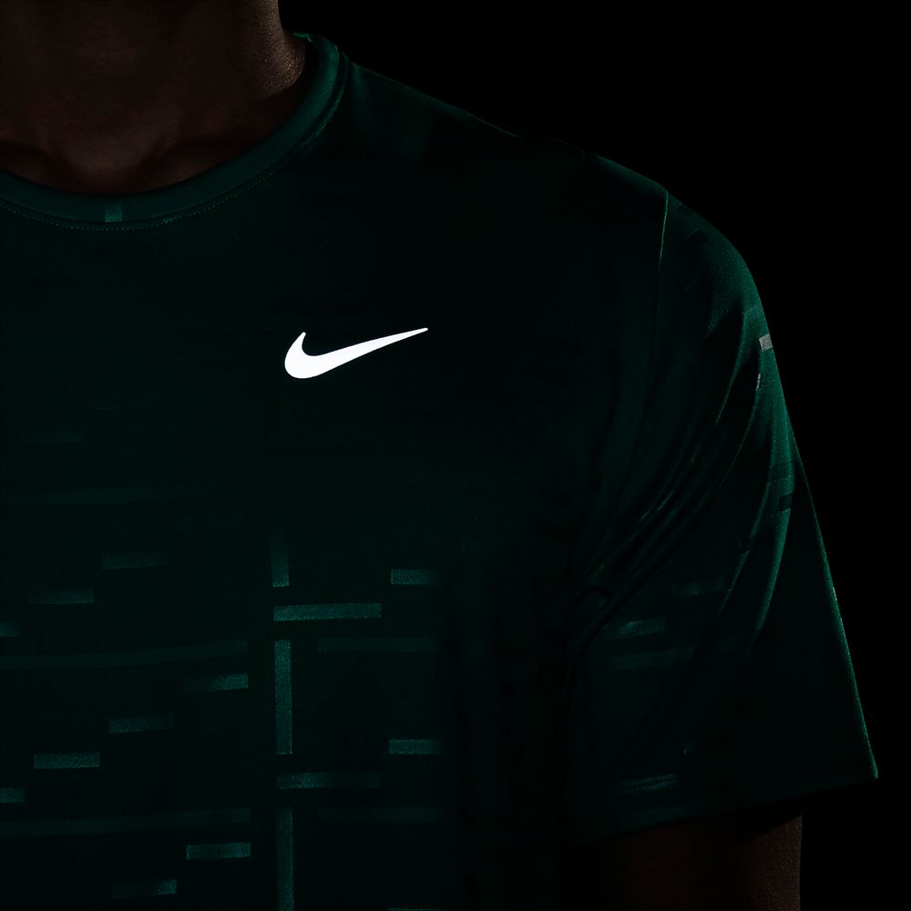 Nike Dri-Fit Uv Run Division Miler - Poleras | Nike Chile