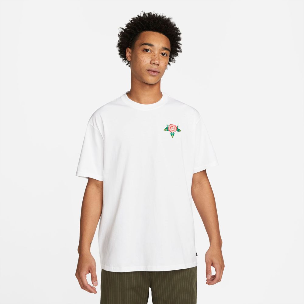 M Nk Sb Tee Mosaic Roses - Poleras | Nike Chile