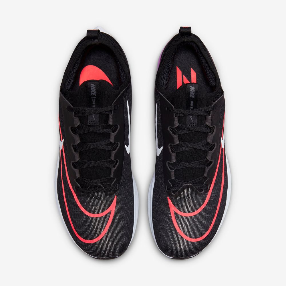 Zoom-Fly-4