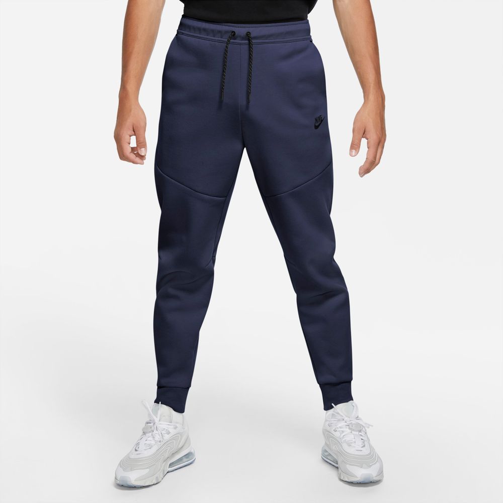 Nike-Sportswear-Tech-Fleece