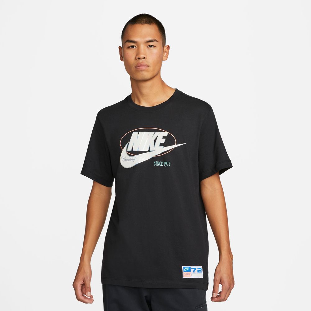 Nike-Sportswear