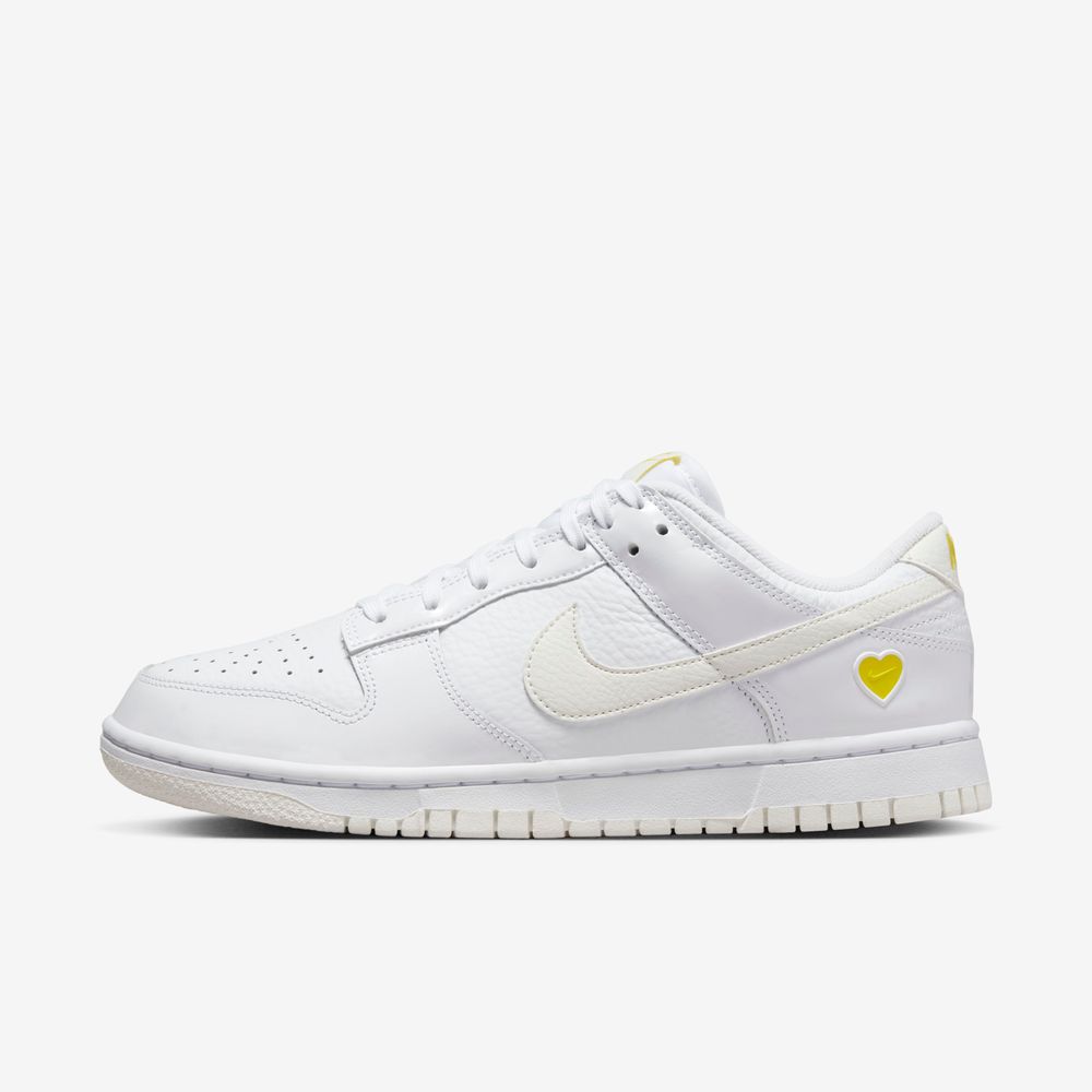 WMNS-NIKE-DUNK-LOW