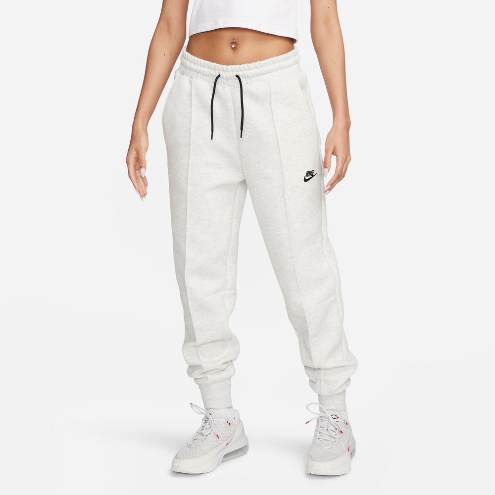 Nike-Sportswear-Tech-Fleece